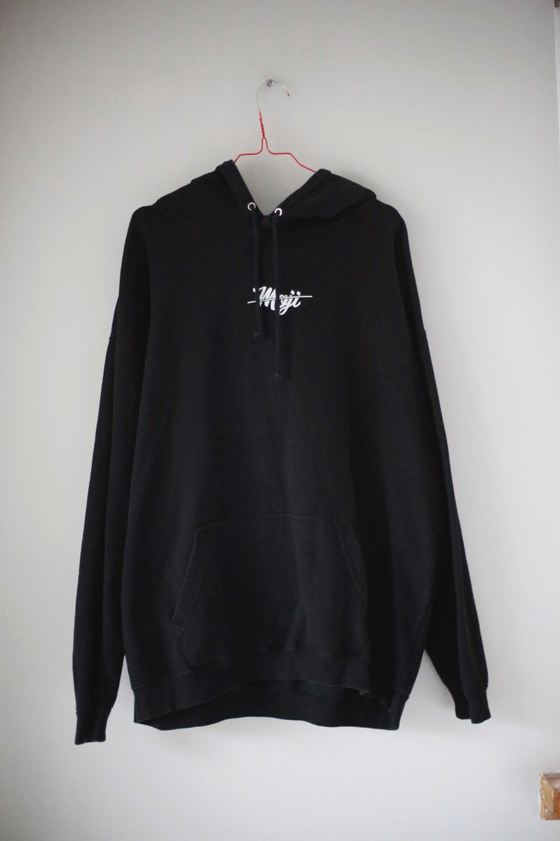 Moji Hoodie Sweater Kapuzenpullover schwarz L Pullover gedruckt backprint